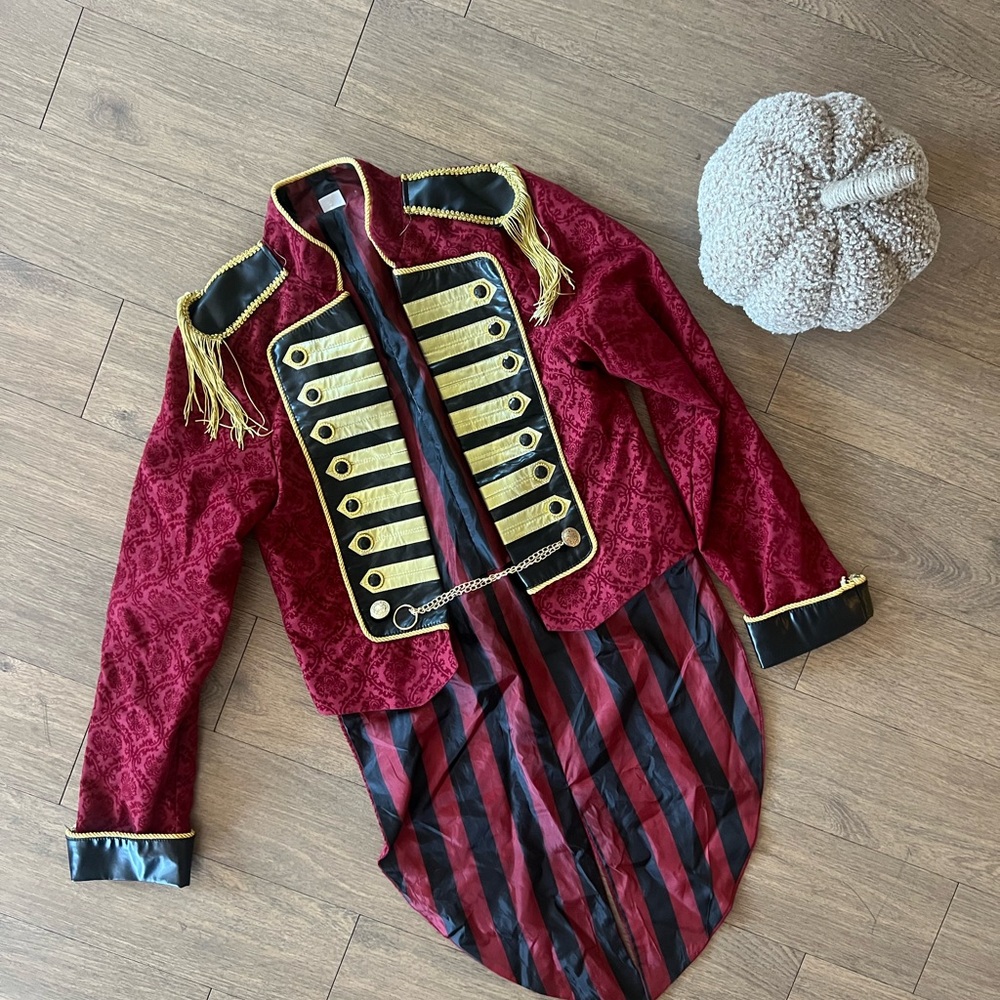 Adult ringleader costume (M)